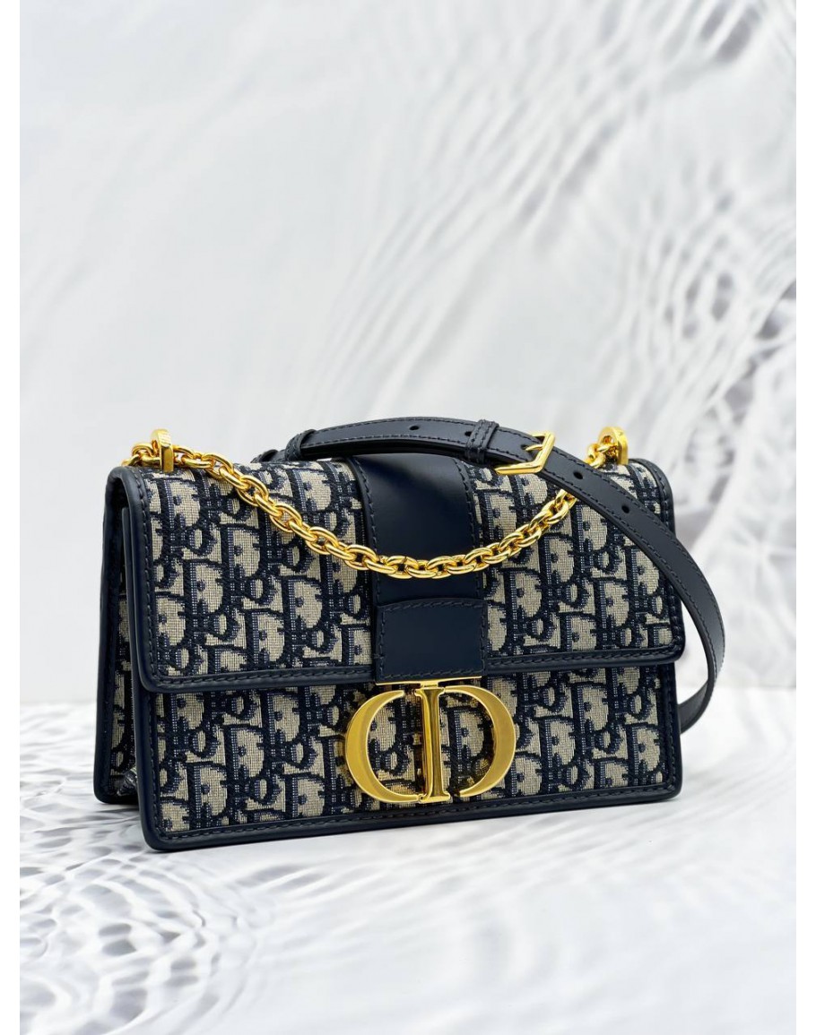 30 montaigne chain discount bag price malaysia